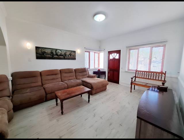 2 BEDROOM APARTMENT RENTED IN SUMMERSTRAND